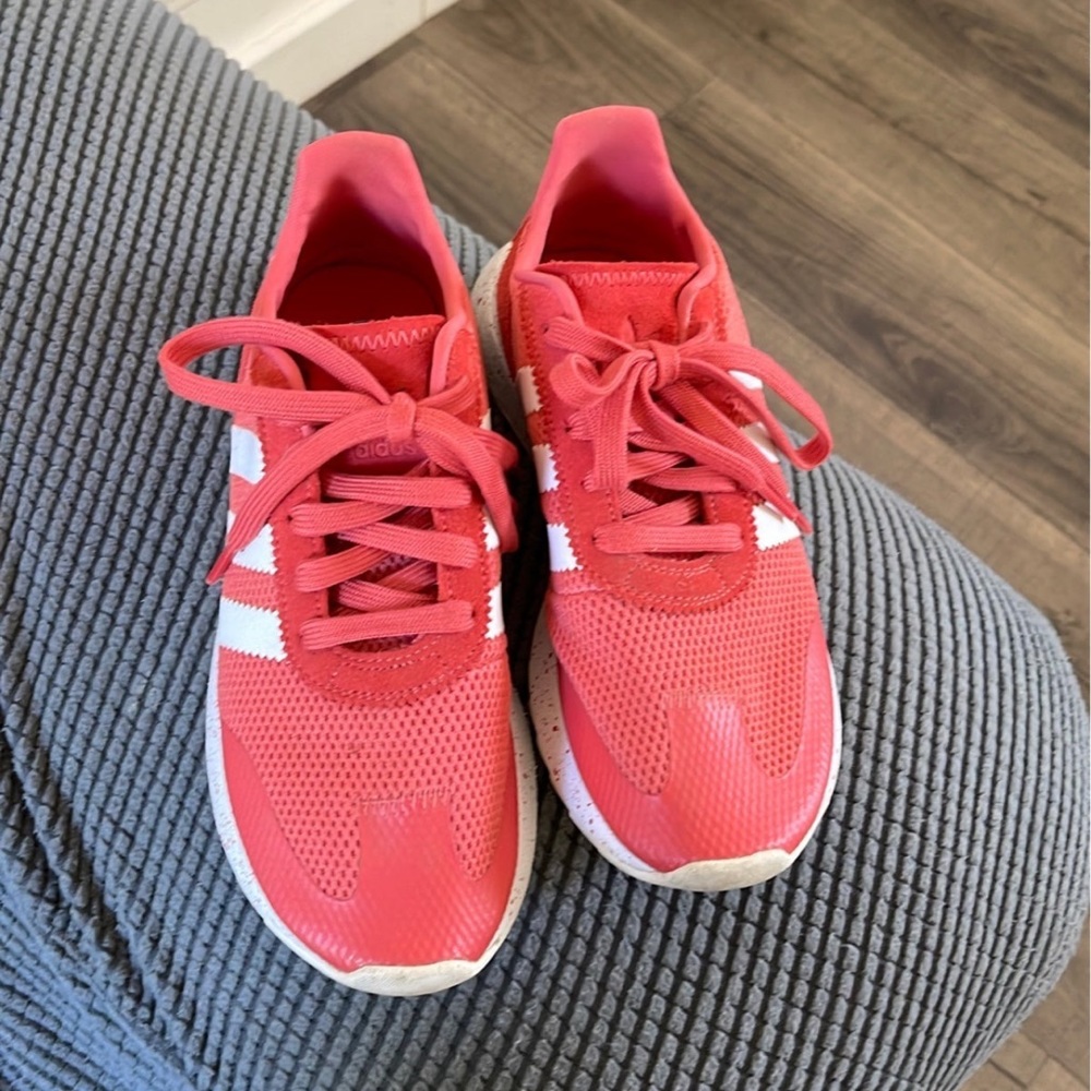 Adidas Coral Tennis Shoes